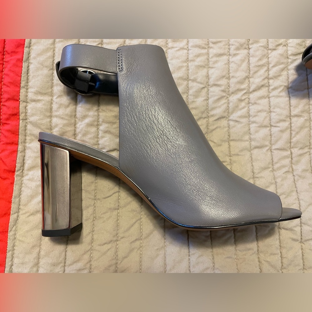 Banana Republic Gray Heeled Boots